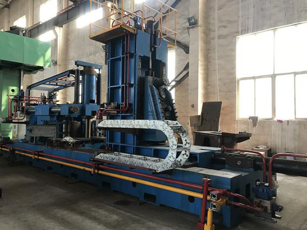 工廠(chǎng)設(shè)備